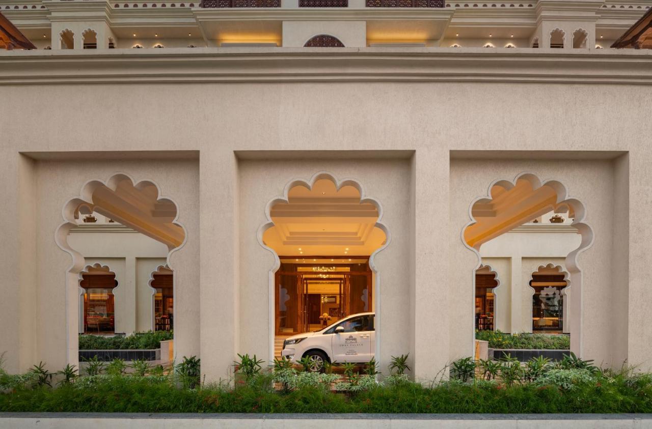 Uday Palace Navsari, A Member Of Radisson Individuals Eksteriør billede